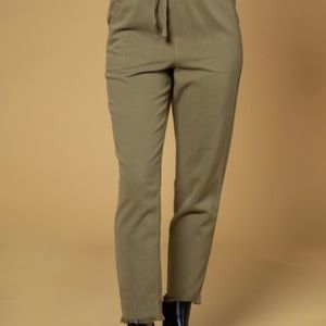 Cotton twill pant with raw hem